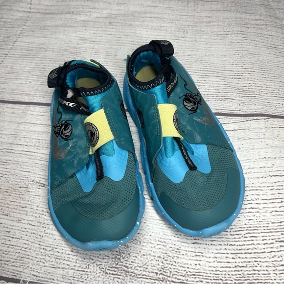Nike Flex 2 Toddler 9C Blue Space Alien No Lace Shoes - Picture 2 of 5